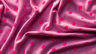 The Best Fabrics for Hot Weather: Stay Cool and Stylish